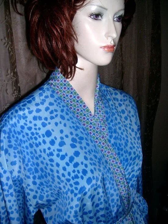 Vintage Reversible Blue Belted Robe M - Picture 16 of 17